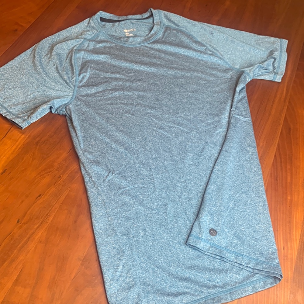 Zella Boys Activewear short sleeve tshirt. Size XS. Never worn.